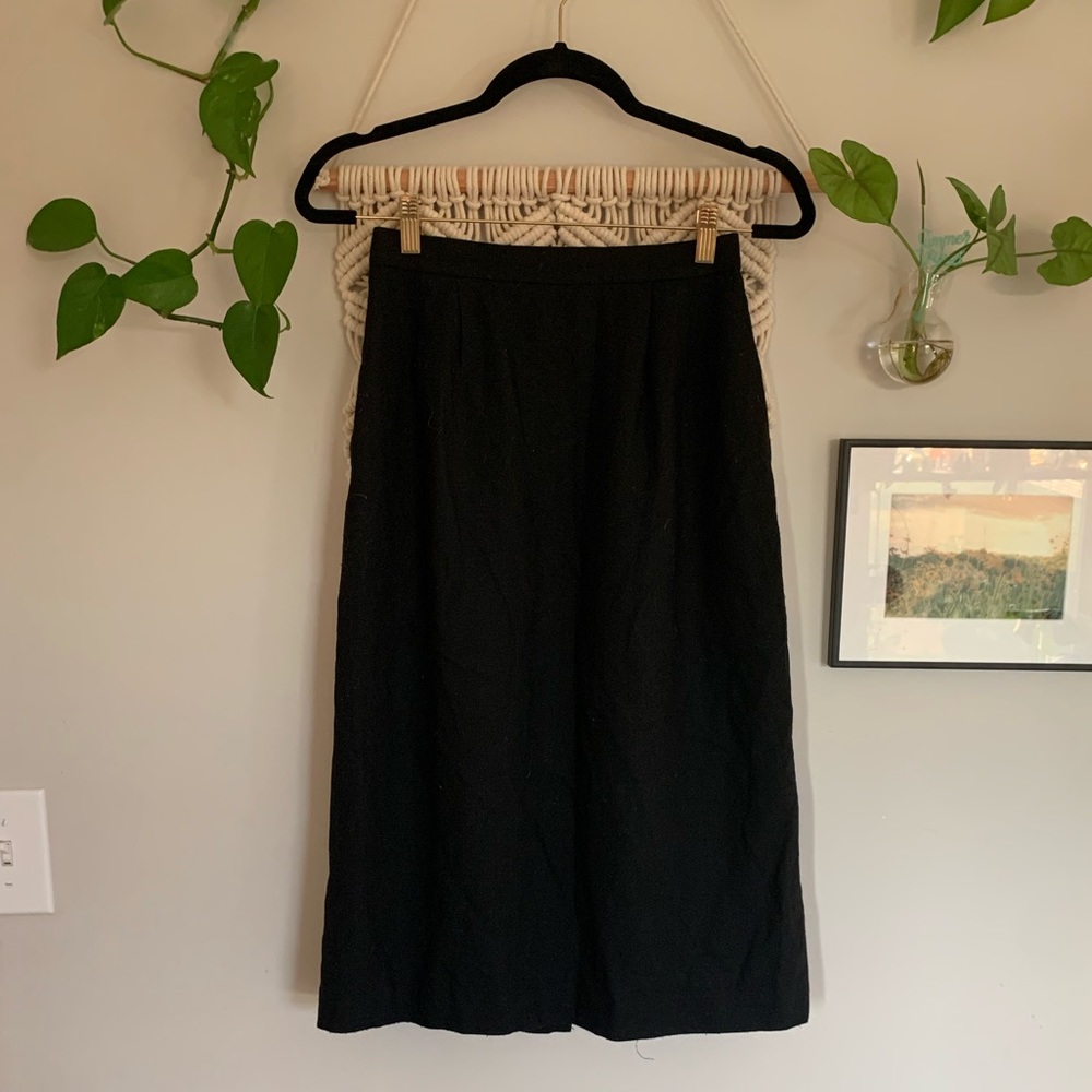 Black pencil skirt